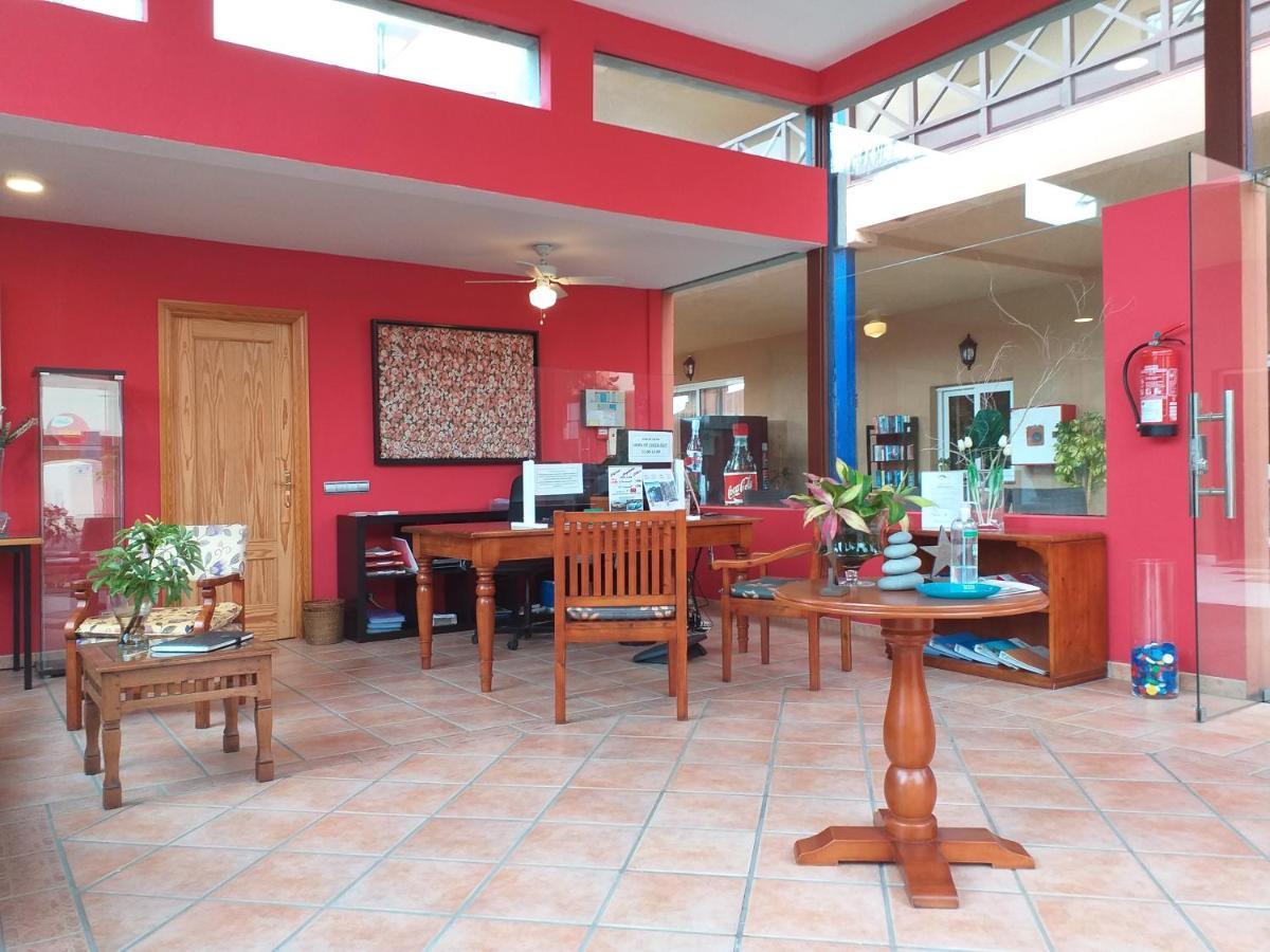 Aparthotel El Cerrito Playa Cancajos.- BreNa Baja  Kültér fotó