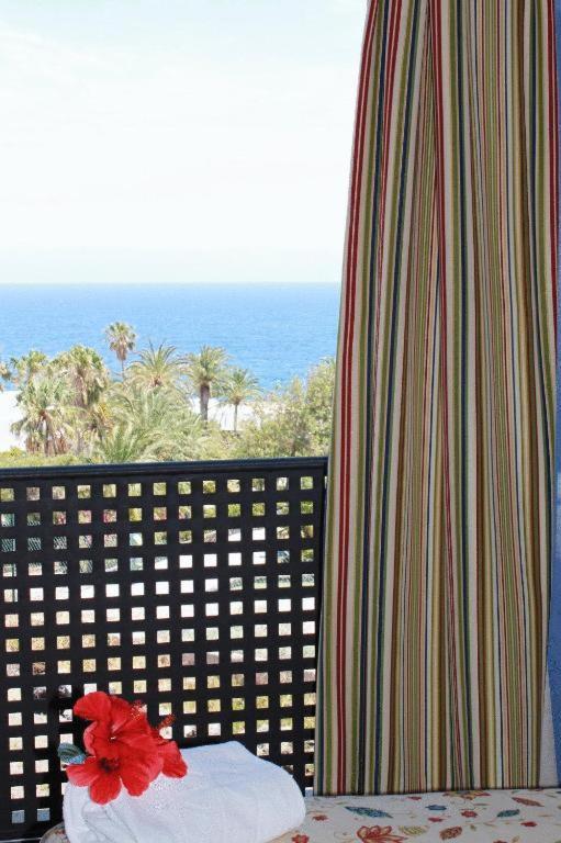 Aparthotel El Cerrito Playa Cancajos.- BreNa Baja  Kültér fotó